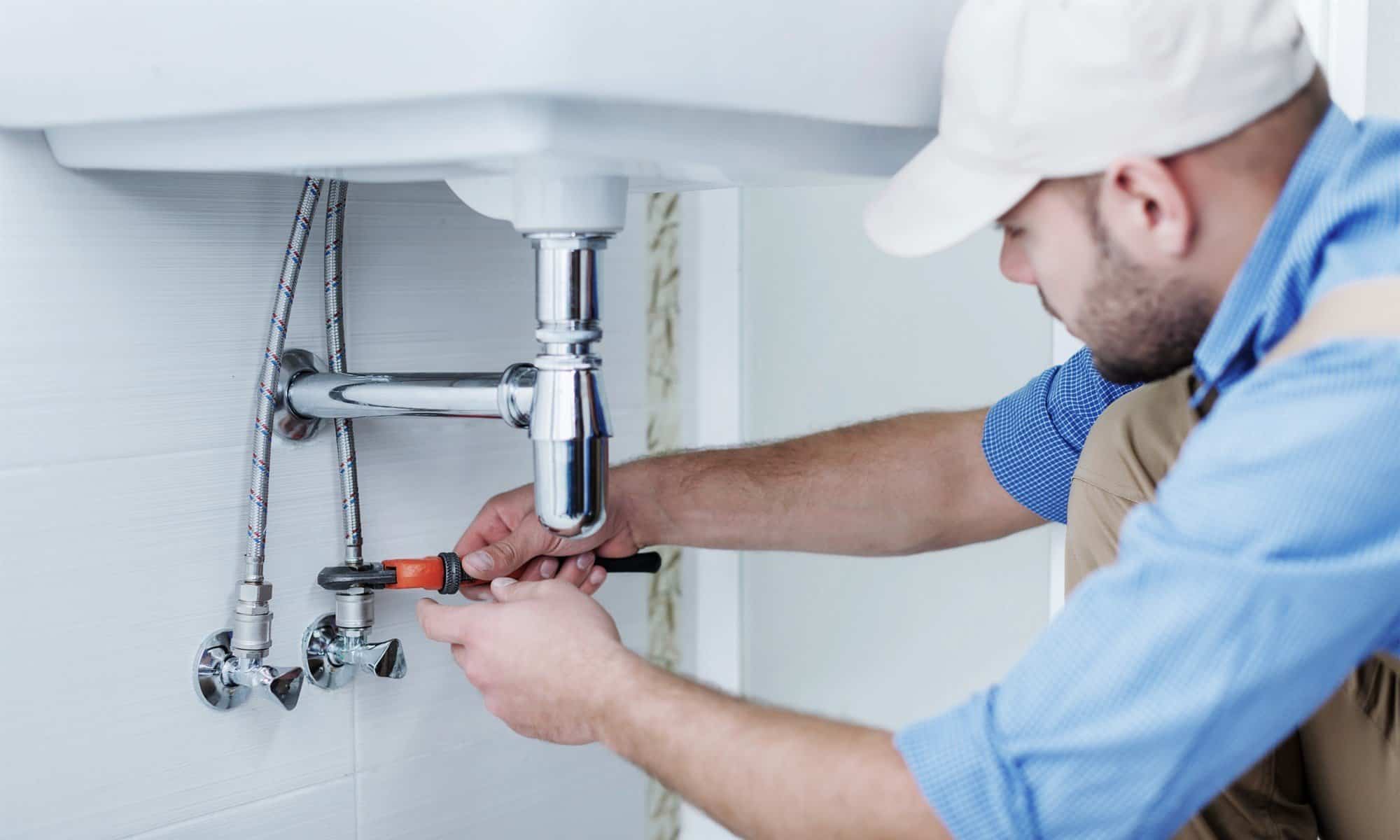 Why Hiring Local Plumbers in London is Essential for Your Home